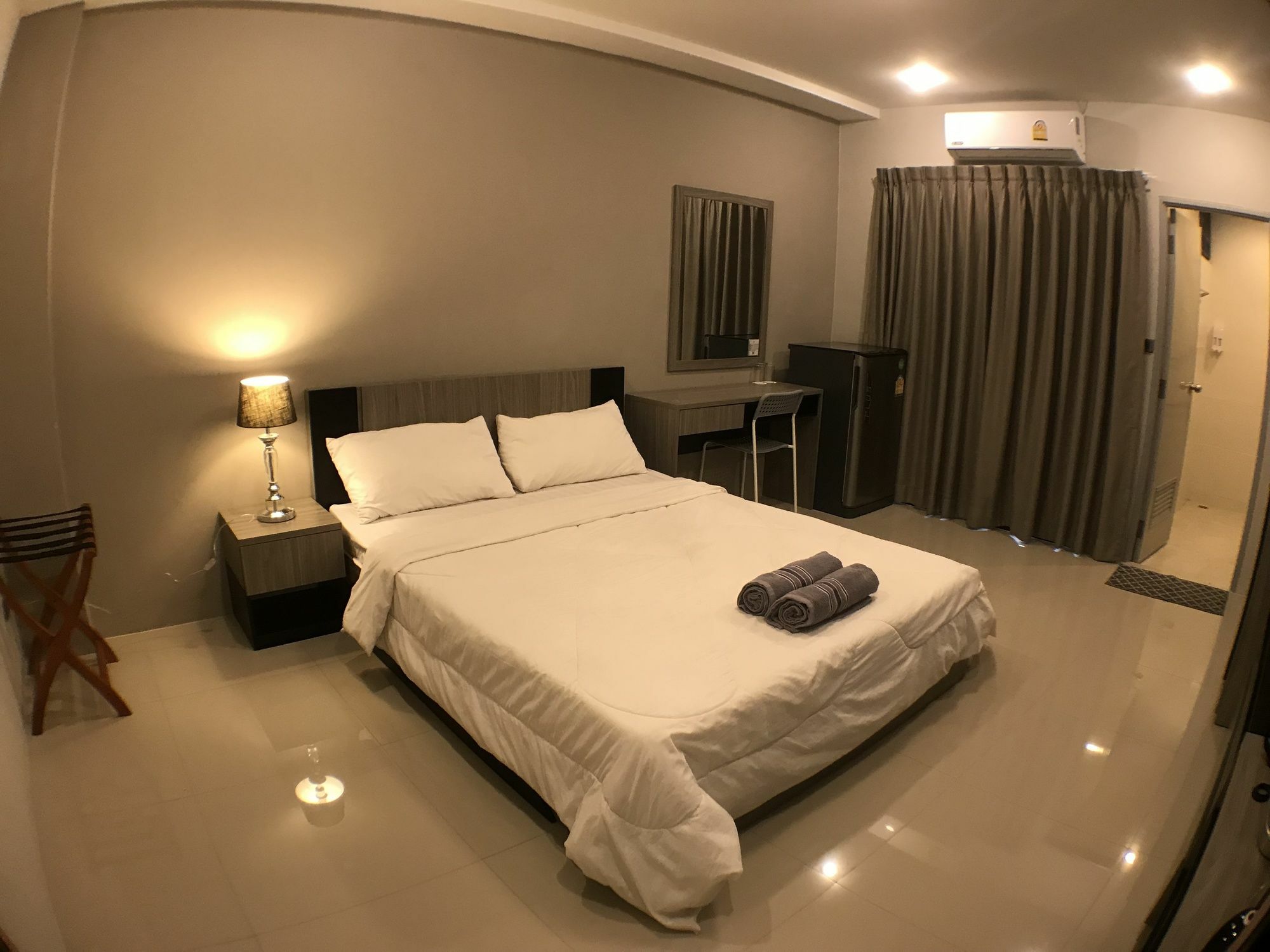 28 Place Bangkok Esterno foto